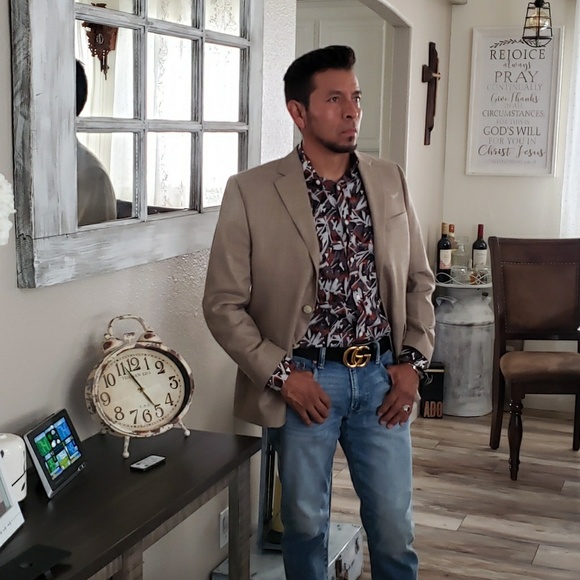 Meet your Posher, Jose edgar - Picture 1 of 1